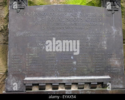 Lapide in memoria del Royal Scots Grays, Princes St, Edimburgo, Scozia, Regno Unito Foto Stock