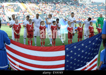 Chester, Pennsylvania, USA. Xxv Luglio, 2015. Il Team USA sul campo all'inizio del terzo posto match che è stato giocato al PPL Park di Chester Pa (credito Immagine: © Ricky Fitchett via ZUMA filo) Foto Stock