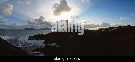 Fanad Head Lighthouse, Co Donegal, Irlanda; faro costruito nel 1817 all'entrata del Lough Swilly da Mulroy Bay Foto Stock