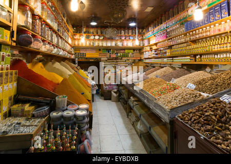 Una spezia in stallo il souk di Marrakech, Marocco Foto Stock