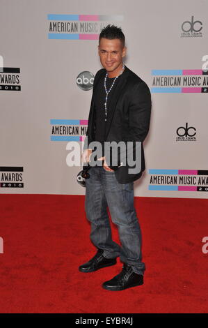 LOS ANGELES, CA - 21 novembre 2010: Mike Sorrentino, aka la situazione al 2010 American Music Awards presso il Nokia Theatre di Los Angeles Live. Foto Stock