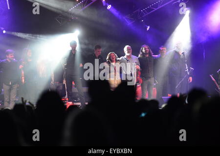 Barnsley, Regno Unito. Il 25 luglio 2015. Cantante Folk Kate Rusby eseguendo in sotto le stelle Festival, Barnsley, South Yorkshire. Immagine: Scott Bairstow/Alamy Foto Stock