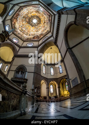 Interno del Duomo di Firenze cupola del Brunelleschi. Dipinto da Giorgio Vasari e Federico Zuccari. Firenze. Italia. Foto Stock