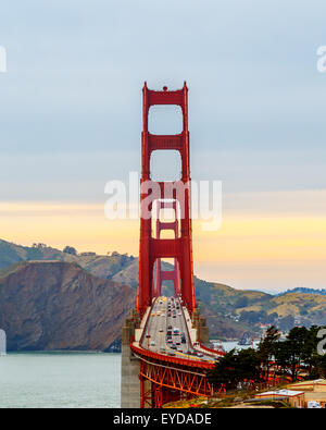 San Francisco Golden Gate Bridge al tramonto Foto Stock