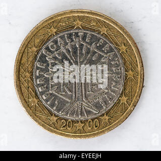 Un Euro moneta con Europa retro francese usato guardare Foto Stock