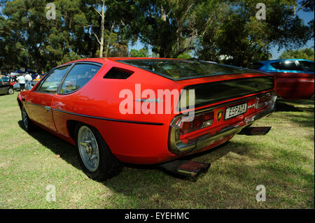 Un rosso Lamborghini Espada sul display in Guidlford, Australia occidentale Foto Stock