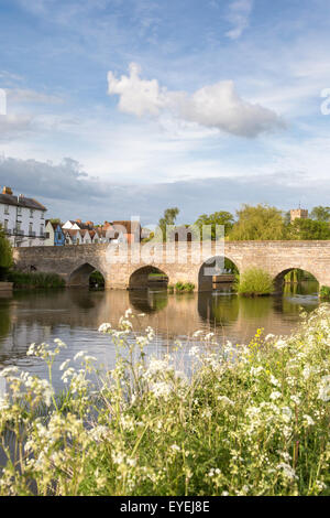 Nel tardo pomeriggio riflessioni a Bidford on Avon, Warwickshire, Inghilterra, Regno Unito Foto Stock