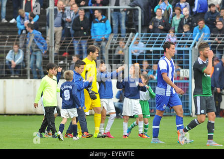 Gütersloh, Germania. 27 Luglio, 2015. Realizou fino questo pomeriggio in Heidewaldstadium in Gutersloh una serie di pre-epoch tra le squadre FC Schalke 04 e Fc Porto. Casillas. Credito: Atlantico premere/Alamy Live News Foto Stock