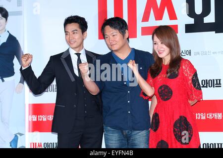 Song Seung Heon assiste la conferenza stampa del suo nuovo film Miss moglie a Seul, in Corea del Sud il 28 luglio 2015.(Cina e Corea del Sud) Foto Stock