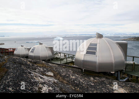 Alluminio "igloo" presso l'Hotel Artide ad Ilulissat sulla costa occidentale della Groenlandia, la più settentrionale Hotel 4 stelle. La Groenlandia. Foto Stock