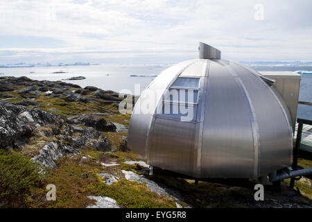 Alluminio "igloo" presso l'Hotel Artide ad Ilulissat sulla costa occidentale della Groenlandia, la più settentrionale Hotel 4 stelle. La Groenlandia. Foto Stock