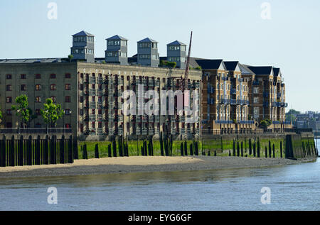 Globo Wharf, Rotherhithe Street, Londra SE16, England, Regno Unito Foto Stock