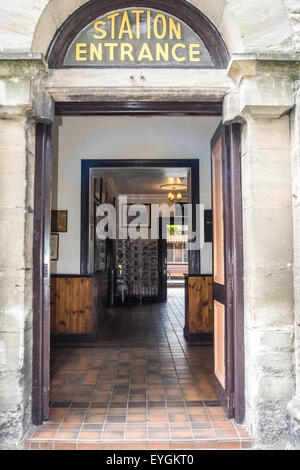 Severn Valley Railway stazione ferroviaria ingresso bridgnorth shropshire regno unito Foto Stock