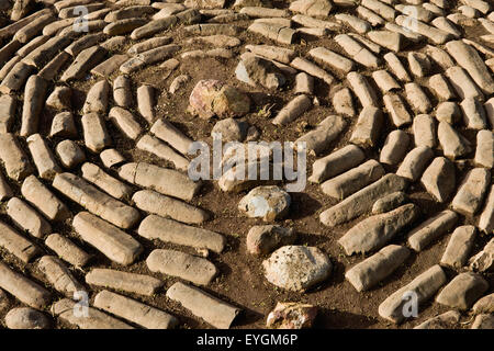 Etiopia, sud ovest dell Etiopia, Valle dell'Omo, Mursiland meridionale, centro della benna kulugto (piattaforma di pietra); Dirikoro Foto Stock