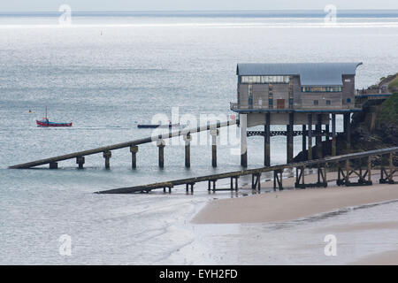 Tenby RNLI scialuppa di salvataggio dalla stazione di Tenby, West Wales. Foto Stock