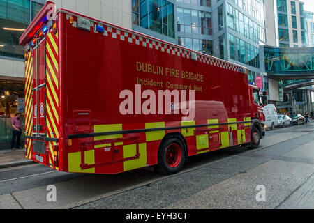 Dublino, Irlanda. 29 Luglio, 2015. Drill incendio a Google HQ in Barrow Street a Dublino il dock di silicio è stato portato questo pomeriggio da Dublino vigili del fuoco incidente unità di comando Scania P230 © Velar concedere/ZUMA filo/Alamy Live News Foto Stock