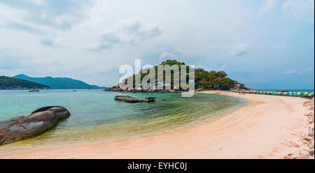 La spiaggia, l'isola di Koh Nang Yuan o Nangyuan, vicino a Koh Tao, Golfo di Thailandia, Tailandia Foto Stock