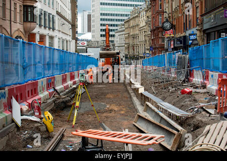 Midland Metro costruzione di estensione, Corporation Street, Birmingham, Regno Unito Foto Stock