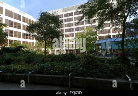 Architettura moderna in sviluppo Tricenter nel centro di Swindon, England, Regno Unito Foto Stock