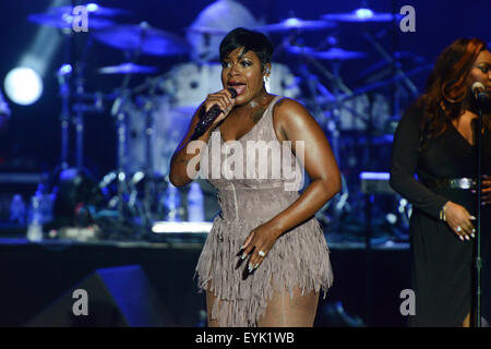 Philadelphia, Pennsylvania, USA. 31 Luglio, 2015. Premiato il cantante-cantautore, attrice e autore, fantasia, effettuando in corrispondenza dell centro musicale "l'essenza del divertimento" Concerto estivo serie 2015 © Ricky Fitchett/ZUMA filo/Alamy Live News Foto Stock