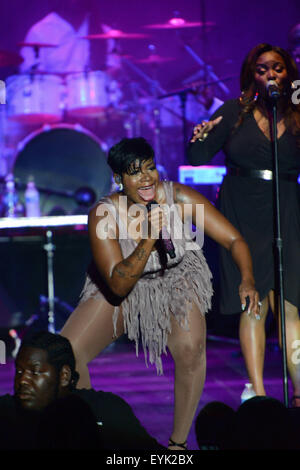 Philadelphia, Pennsylvania, USA. 31 Luglio, 2015. Premiato il cantante-cantautore, attrice e autore, fantasia, effettuando in corrispondenza dell centro musicale "l'essenza del divertimento" Concerto estivo serie 2015 © Ricky Fitchett/ZUMA filo/Alamy Live News Foto Stock