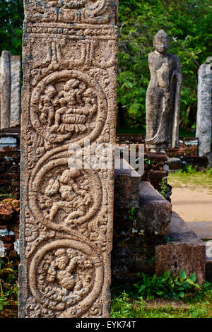 Sri Lanka, Ceylon, Nord provincia centrale e antica città di Polonnaruwa, Sito Patrimonio Mondiale dell'UNESCO, un quadrangolo Hatadage tempio, Foto Stock