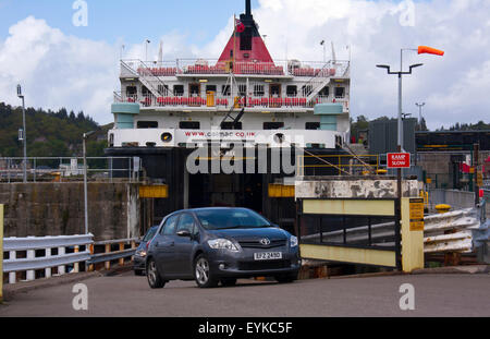 Traghetto, trasporto in Caledonian MacBrayne che corre tra Oban sulla costa ovest e Craignure sull'Isle of Mull in Scozia. Foto Stock