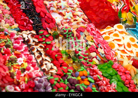 Candy in vendita. Mercato di Boqueria, Barcellona Catalonia,Cataluña Foto Stock