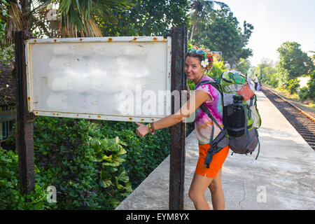 I binari ferroviari in una scena rurale Foto Stock