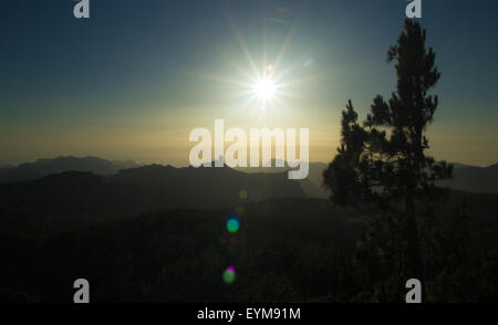 Incredibile tramonto Roque Nublo, Gran Canaria Foto Stock