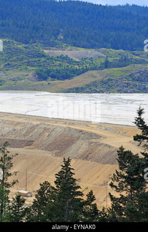 Granaglie arginamento, Highland Valley miniera di rame, Logan Lago, British Columbia Foto Stock