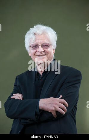 Autore inglese, Barry miglia, che appaiono alla Edinburgh International Book Festival. Foto Stock