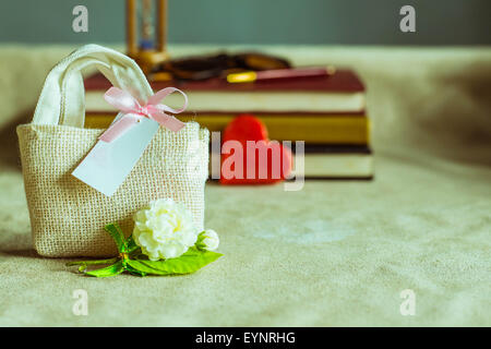 Regali e Fiori nei giorni speciali Foto Stock
