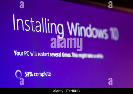 01 ago 2015 - Milioni di utenti di PC in tutto il mondo sono state installando Windows 10 come parte di un upgrade gratuito da Windows 7, 8 e 8.1. Foto Stock