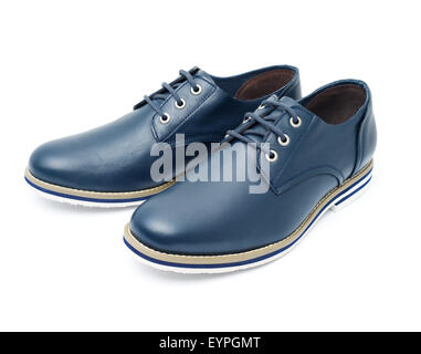 Moda uomo scarpe blu, design casual su uno sfondo bianco isolato Foto Stock