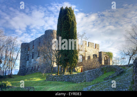 L'Italia, Lombardia, Lago d'Iseo, Monte Isola, Rocca Martinengo Foto Stock