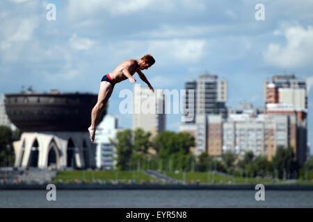 Kazan. Il 3° agosto 2015. Andy Jones degli Stati Uniti compete durante gli uomini di alta dive eliminatorie a Campionati del Mondo di nuoto FINA a Kazan, Russia, 3 Agosto, 2015 Credit: Pavel Bednyakov/Xinhua/Alamy Live News Foto Stock