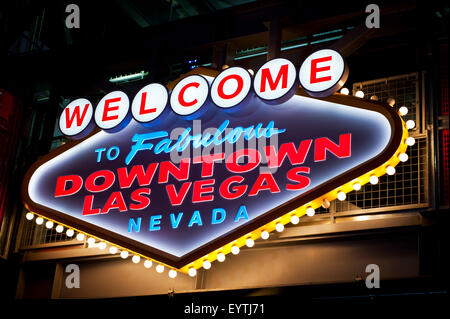 Benvenuti al favoloso centro di Las Vegas segno, Fremont Street, Las Vegas, Nevada Foto Stock