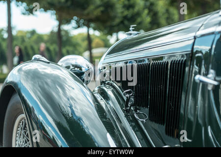 Schwetzingen, Baden-Württemberg, Germania, vista dettagliata di Talbot 41 QT, Anno di costruzione 1937, classico abito di gala, Concours d'Elégance al castello barocco di motivi Foto Stock