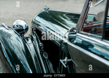 Schwetzingen, Baden-Württemberg, Germania, vista dettagliata di Talbot 41 QT, Anno di costruzione 1937, classico abito di gala, Concours d'Elégance al castello barocco di motivi Foto Stock