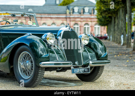 Schwetzingen, Baden-Württemberg, Germania, Talbot 41 QT, Anno di costruzione 1937, classico abito di gala, Concours d'Elégance al castello barocco di motivi Foto Stock