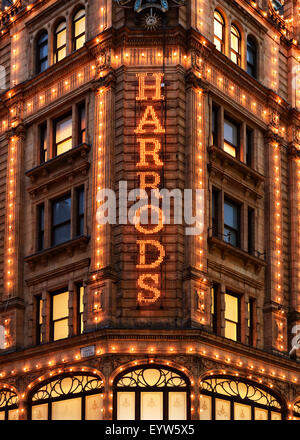 Grandi magazzini Harrods, Knightsbridge, Londra, Regno Unito Foto Stock