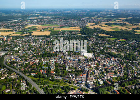 Vista dal sud al centro della città di Kamen, distretto della Ruhr, Nord Reno-Westfalia, Germania Foto Stock