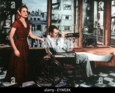 Anno lunotto: 1954 - USA Direttore: Alfred Hitchcock Grace Kelly, James Stewart Foto Stock