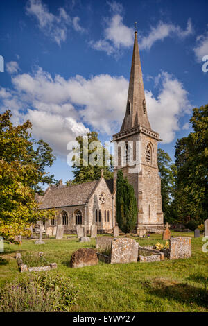 Chiesa Parrocchiale di Santa Maria, Lower Slaughter, Gloucestershire, Inghilterra Foto Stock