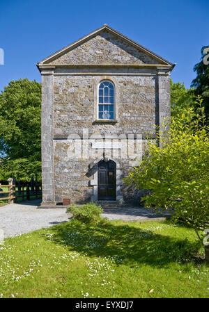 GPA Bolton biblioteca, 1836, capitolo House, Chiesa Cattedrale di St Patrick Rock e San Giovanni Battista inGPA Bolton biblioteca, 1836, capitolo House, Ca Foto Stock