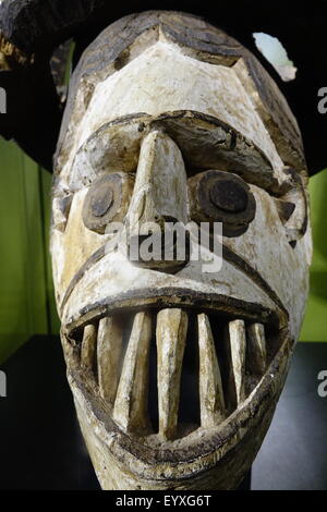 Casco maschera, Igbo, Nigeria, il Museo delle Arti e delle Scienze, Daytona Beach, Florida. Dono di Kerry e Vicci Livgren Foto Stock