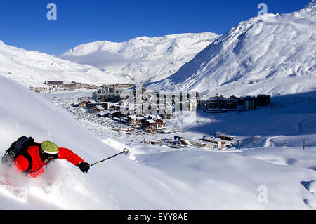 Sciare sulla Tignes ski ressort, Francia, Savoie, Tignes Foto Stock