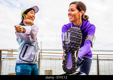 I corridori stiro a waterfront, San Francisco, California, Stati Uniti Foto Stock