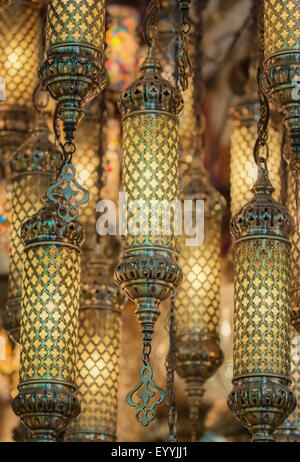 Mosaico lampade ottomano dal Grand Bazaar Foto Stock